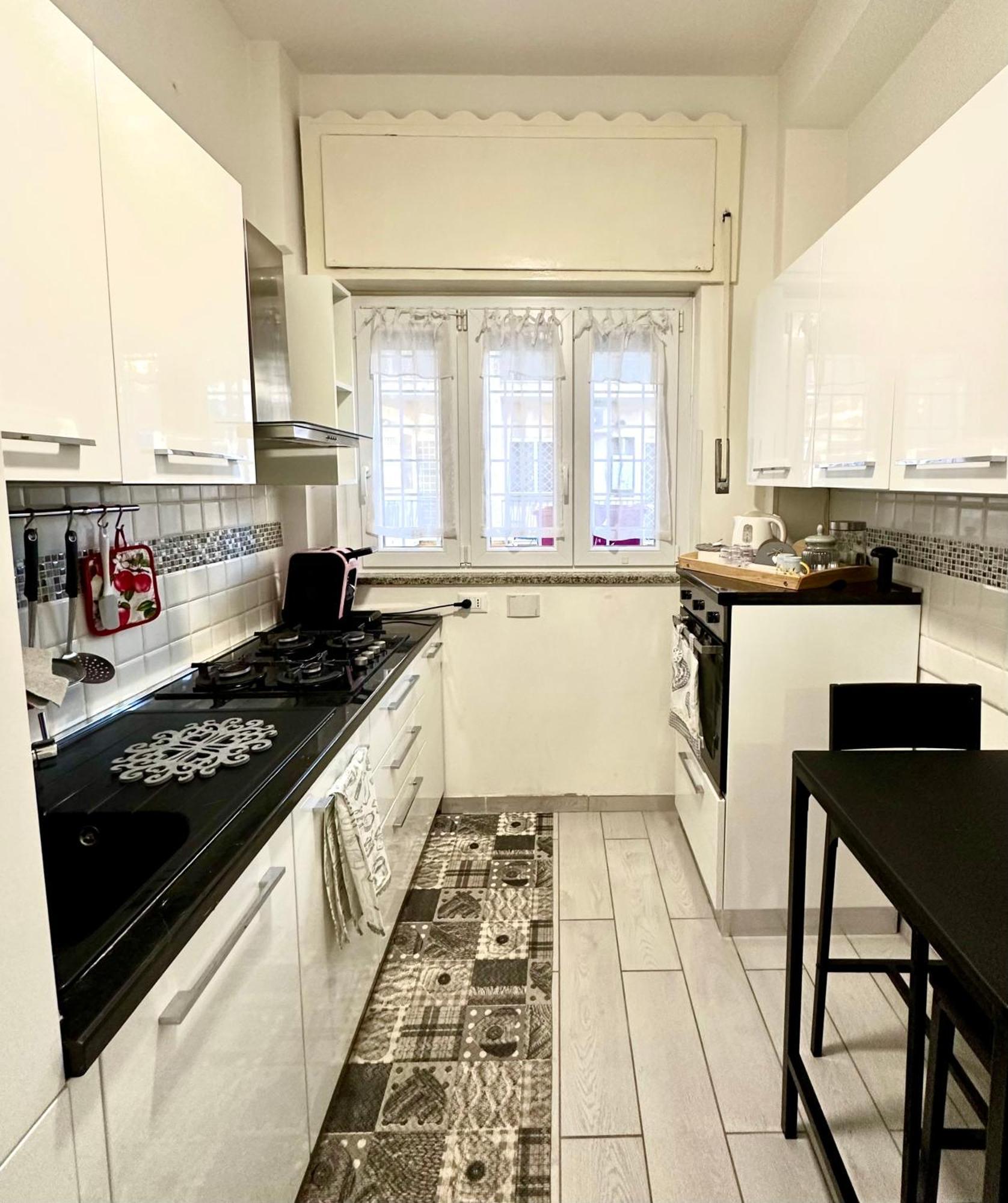 Apartment La Casa Di G Metro A Tra Vaticano E Gemelli Rome